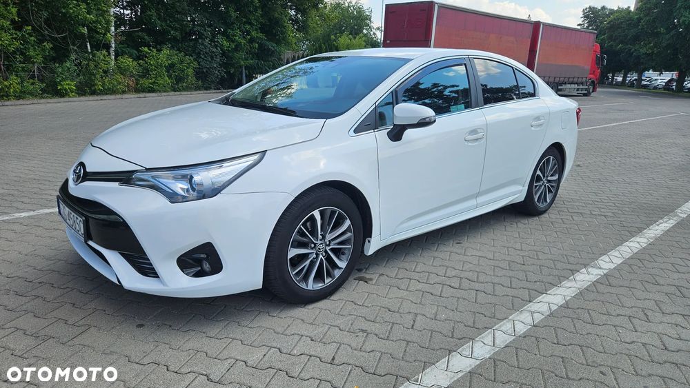 Toyota Avensis 1.8 Prestige MS - 2