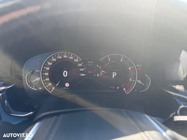 BMW Seria 5 530d xDrive Aut. Luxury Line - 5