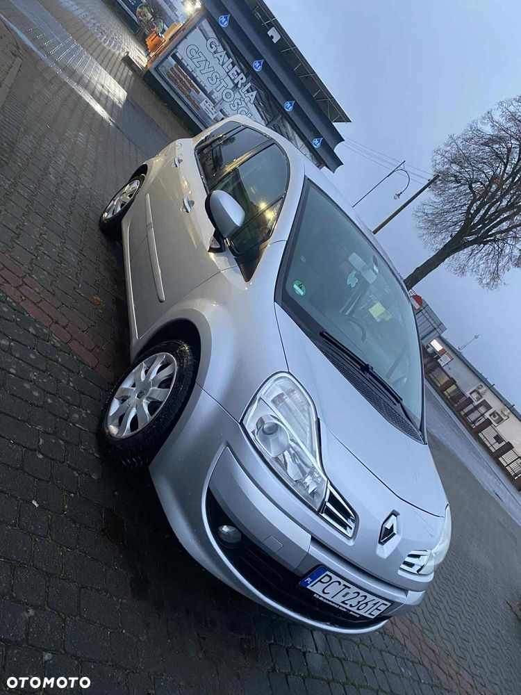 Renault Modus Grand 1.2 16V TCE Limited - 1