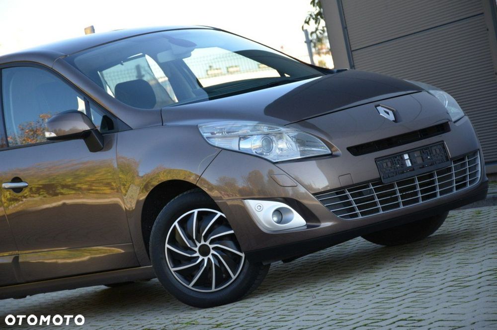 Renault Grand Scenic - 14