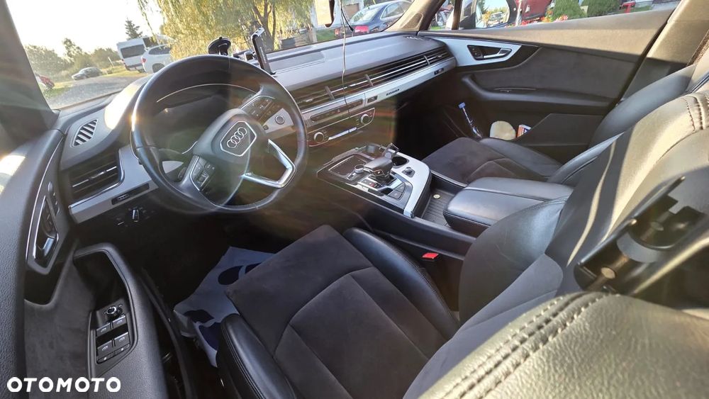 Audi Q7 - 17