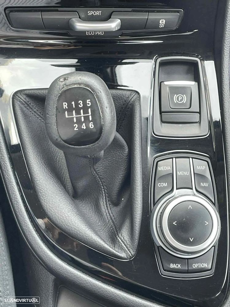 BMW 216 Active Tourer d Corporate Edition - 23