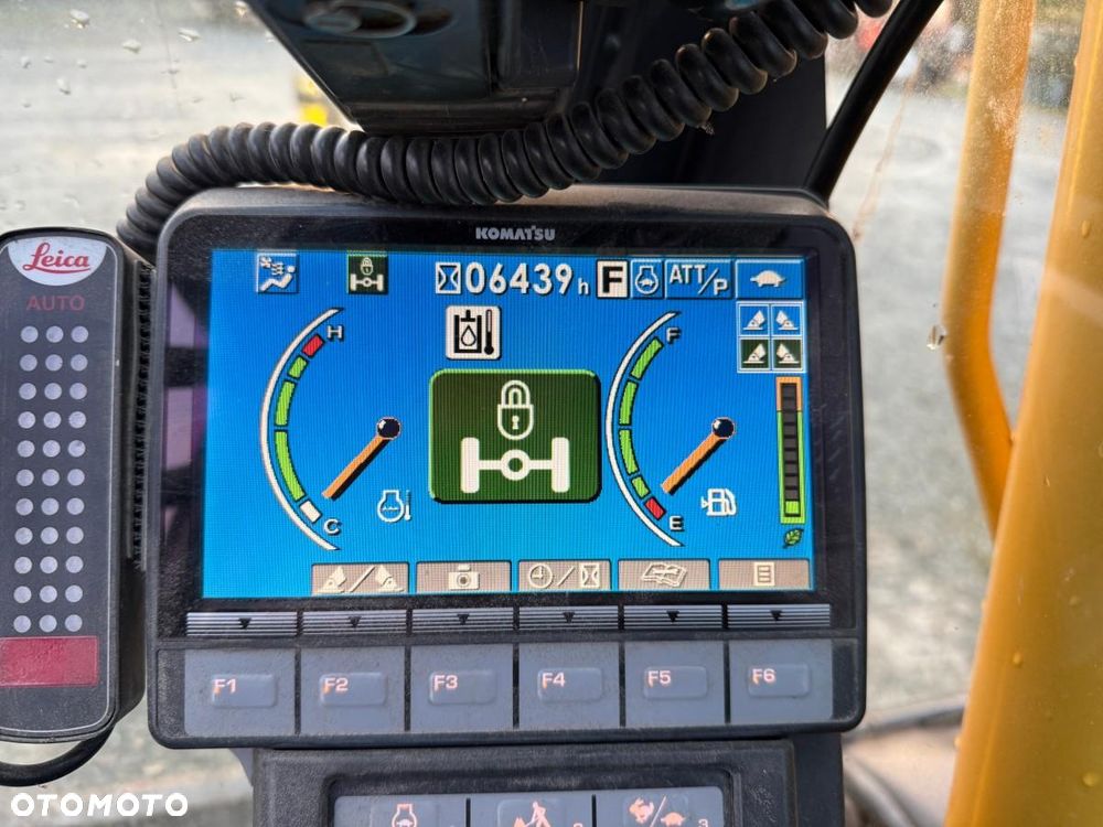 Komatsu PW160-8 6450mtg , 16 TON - 13