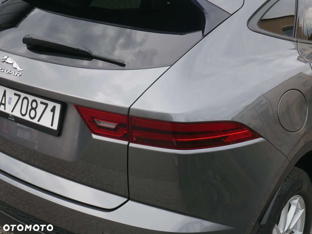 Jaguar E-Pace D200 AWD R-Dynamic - 9