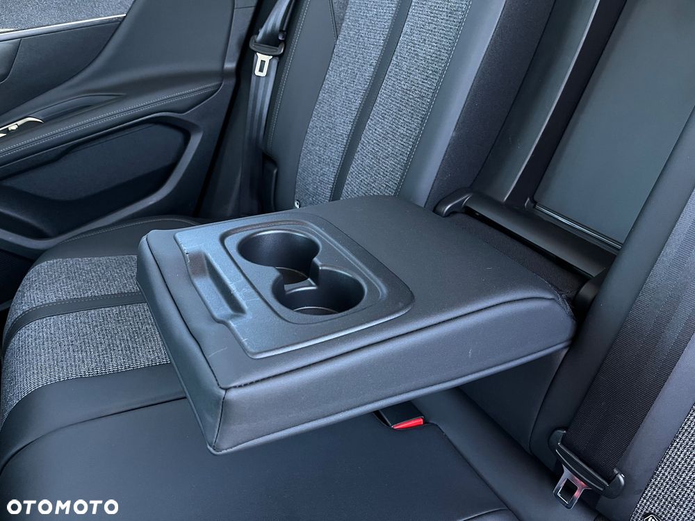 Peugeot 3008 BlueHDi 130 Stop & Start EAT8 Allure Business-Paket - 27