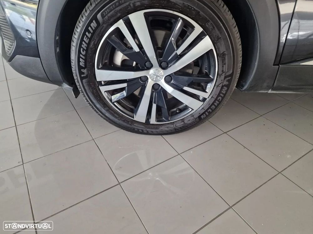 Peugeot 3008 1.6 Hybrid GT Line e-EAT8 - 30