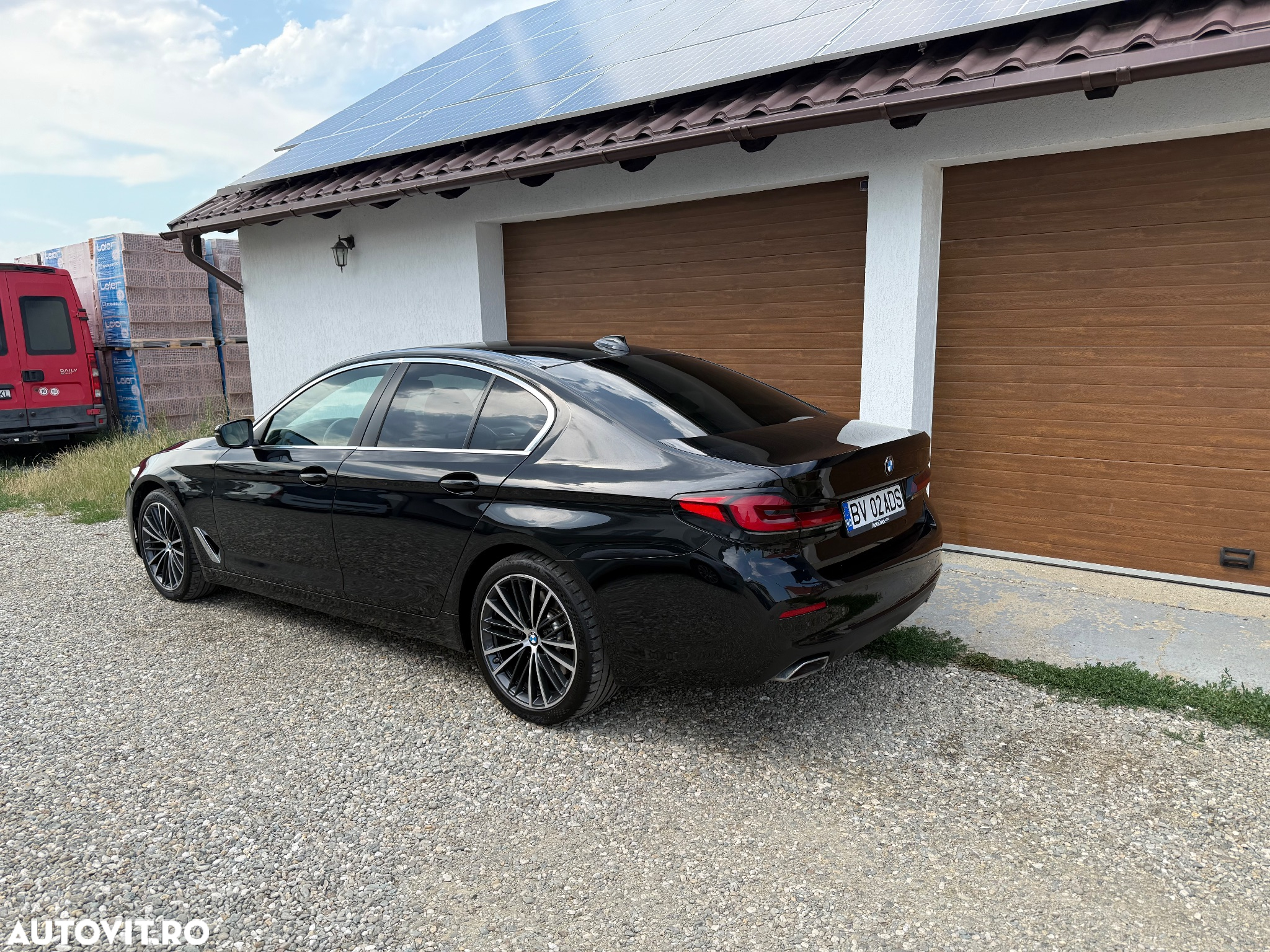 BMW Seria 5 530d xDrive AT MHEV - 3