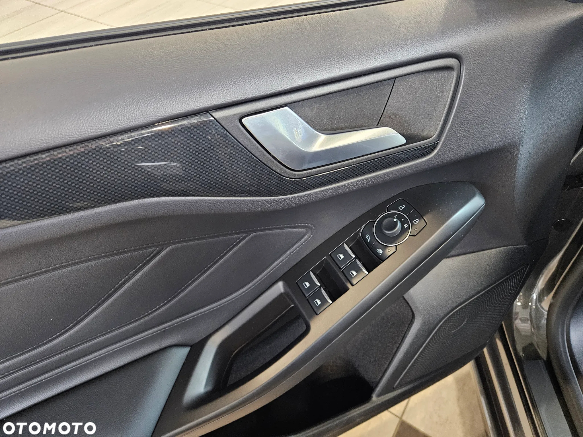 Ford Focus 2.3 EcoBoost ST X - 19