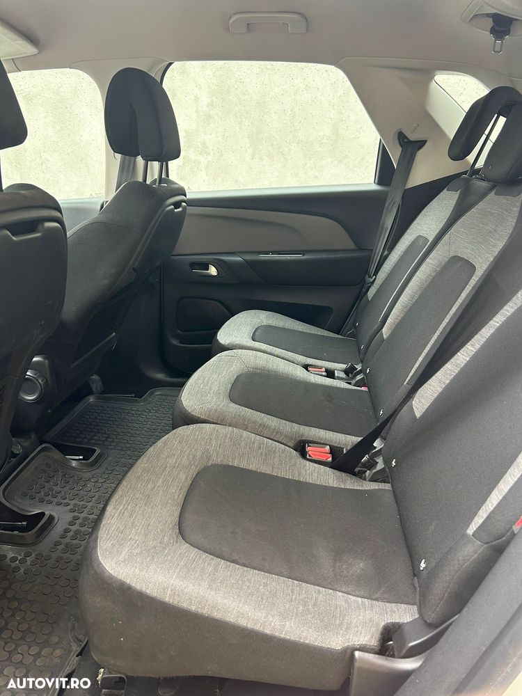 Citroën C4 Space Tourer - 8