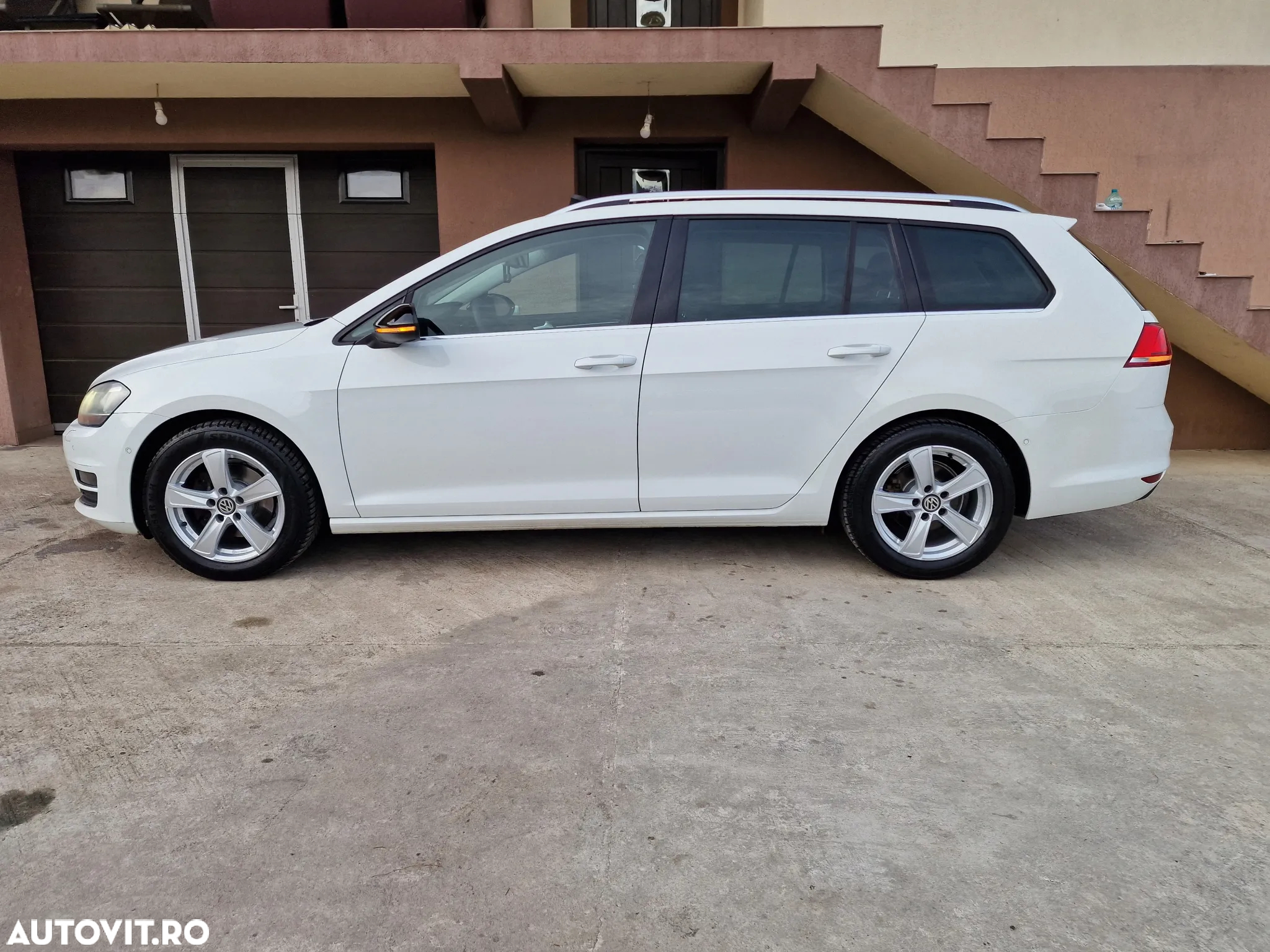 Volkswagen Golf 1.4 TSI BlueMotion Technology DSG Highline - 5