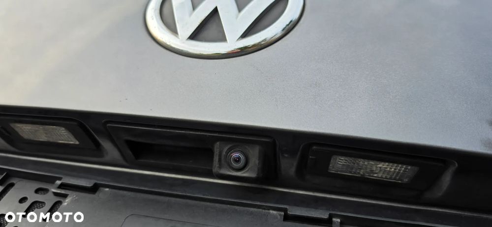 Volkswagen Touran - 29