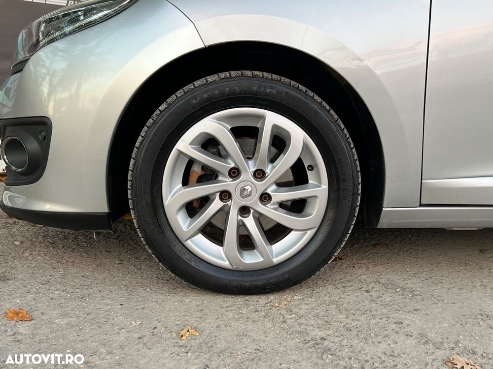 Renault Megane dCi 110 FAP EDC LIMITED - 24