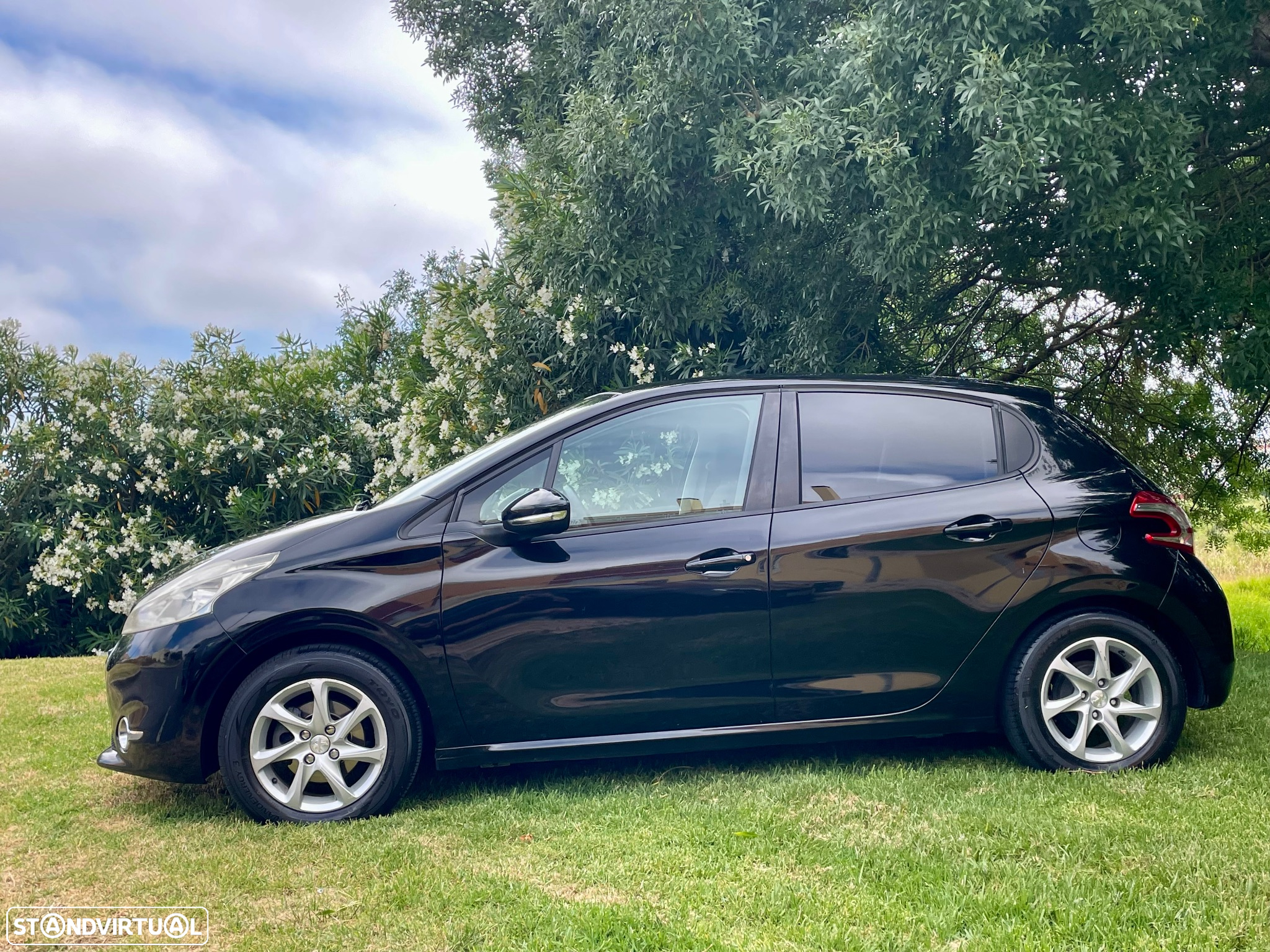 Peugeot 208 1.2 PureTech Access - 10
