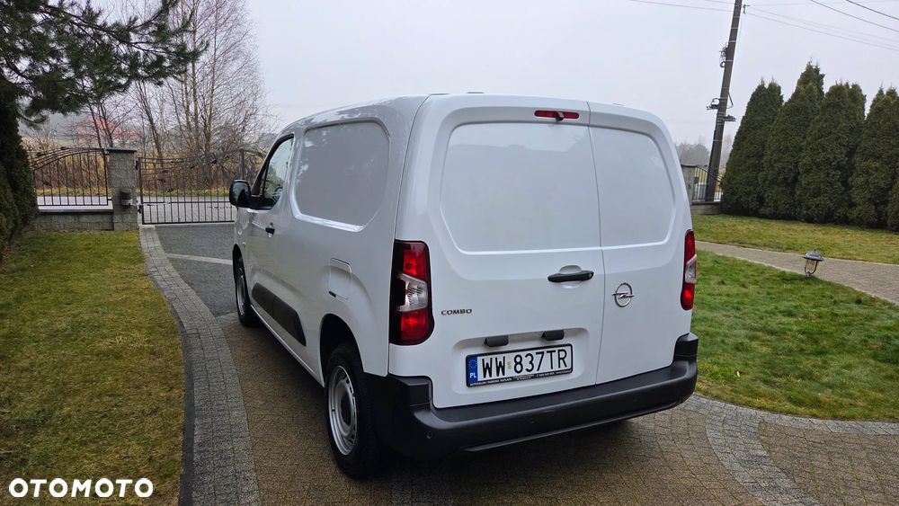 Opel Combo L1 - 6