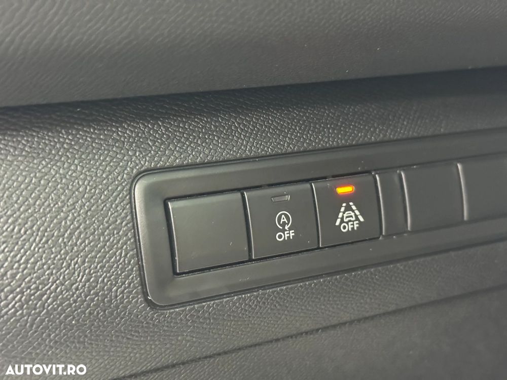 Peugeot 308 PureTech 130 GPF EAT8 Stop & Start GT - 29