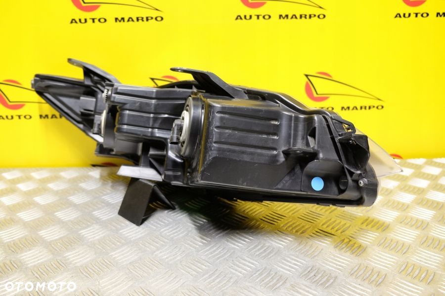TOYOTA CAMRY 2015- REFLEKTOR LAMPA ZWYKŁA SOCZEWKOWA LEWA CIEMNA USA - 10