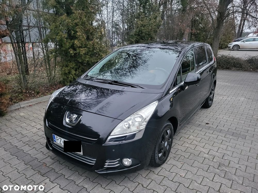 Peugeot 5008 1.6 THP Family 7os - 1
