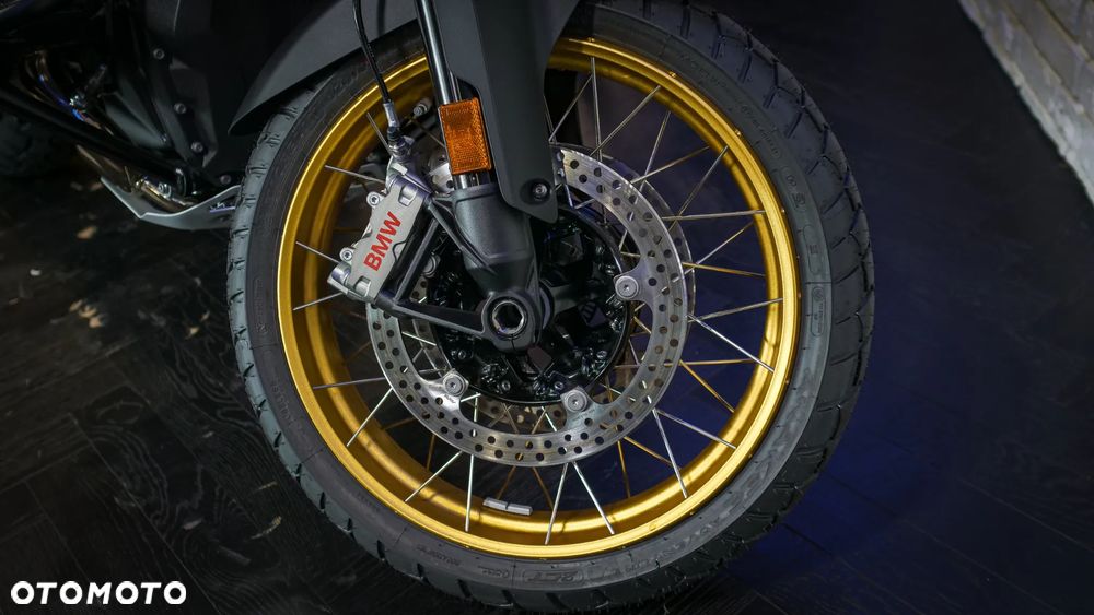 BMW R - 11