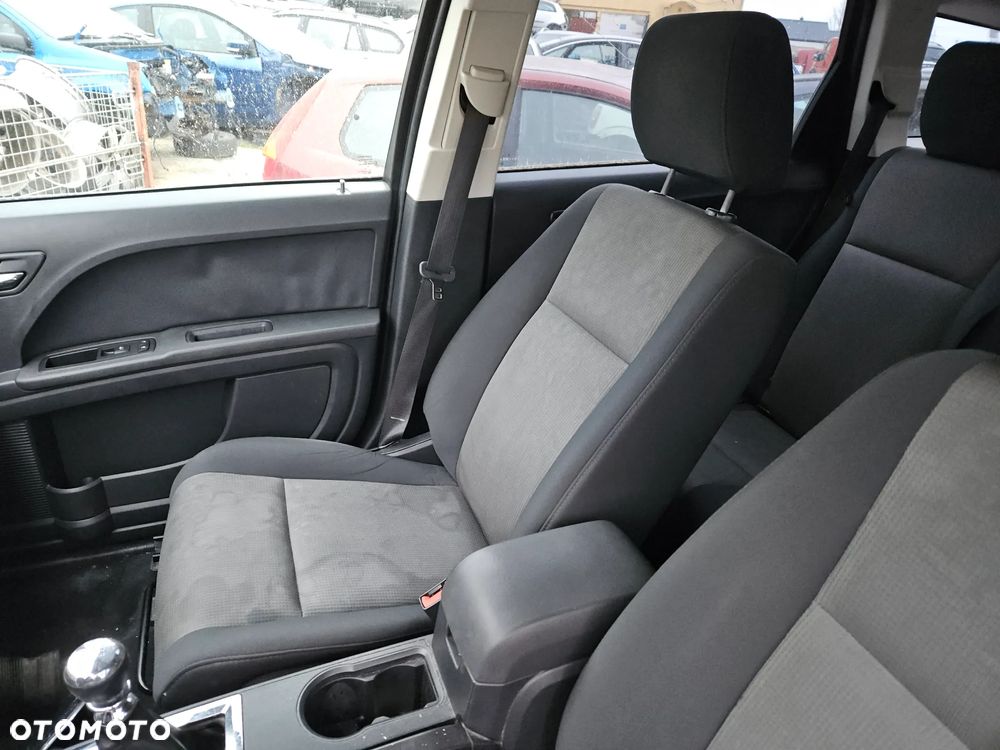 Fotel lewy prawy kierowcy pasażera kanapa II III rząd Dodge Journey 2009r - 3