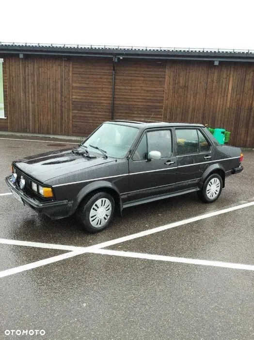 Volkswagen Jetta - 3