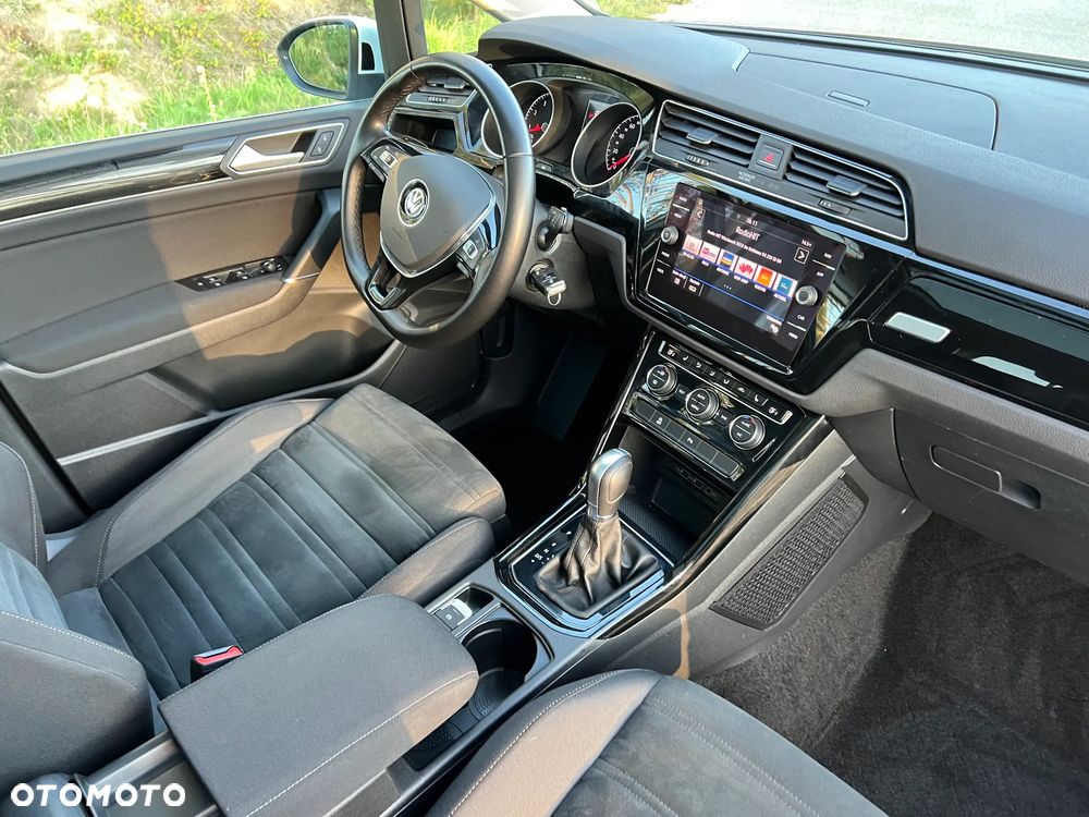 Volkswagen Touran 1.5 TSI ACT OPF DSG Highline - 24