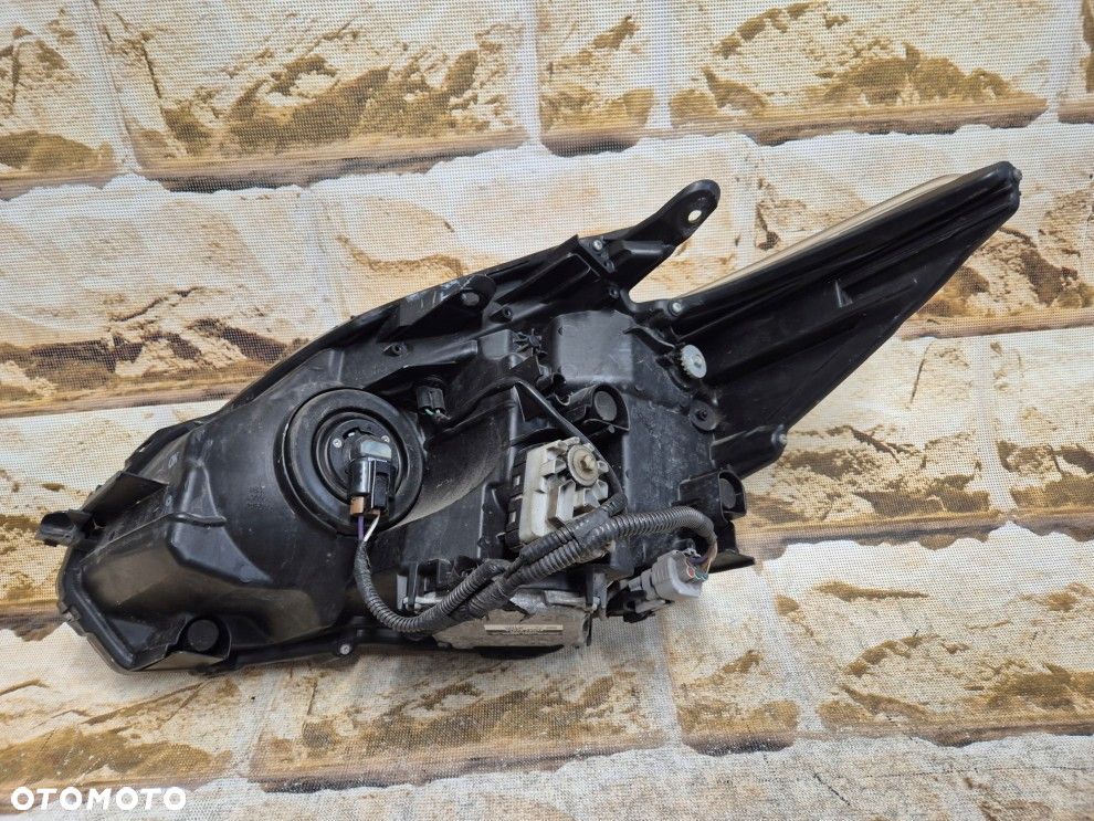 toyota prius 3 III 12\'\' full led prawa lampa europa - 11