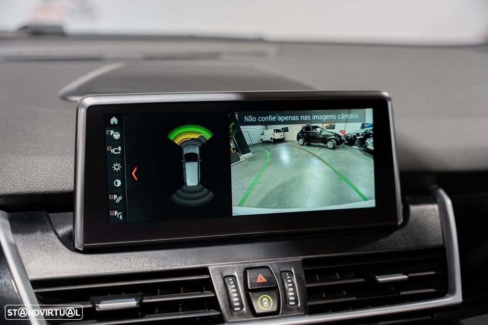 BMW 218 Gran Tourer d 7L Line Sport Auto - 30