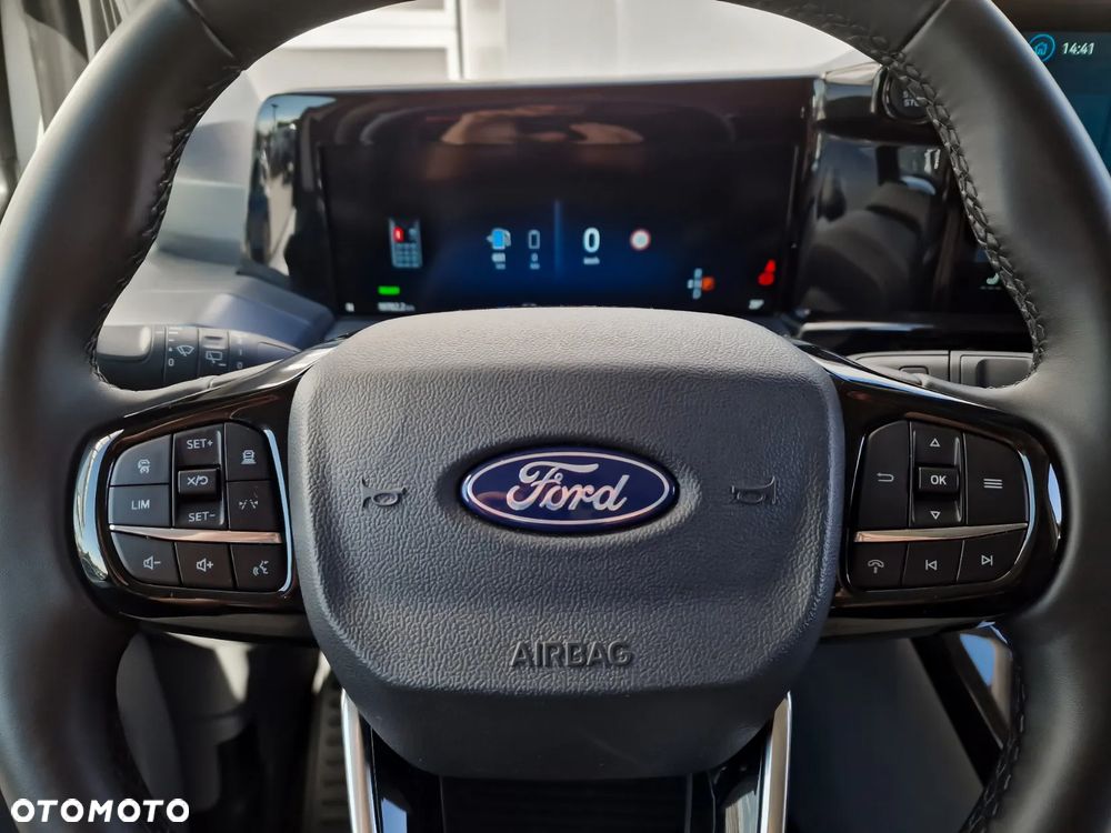Ford Tourneo Custom 2.5 PHEV CVT 340 L2 Titanium X - 11