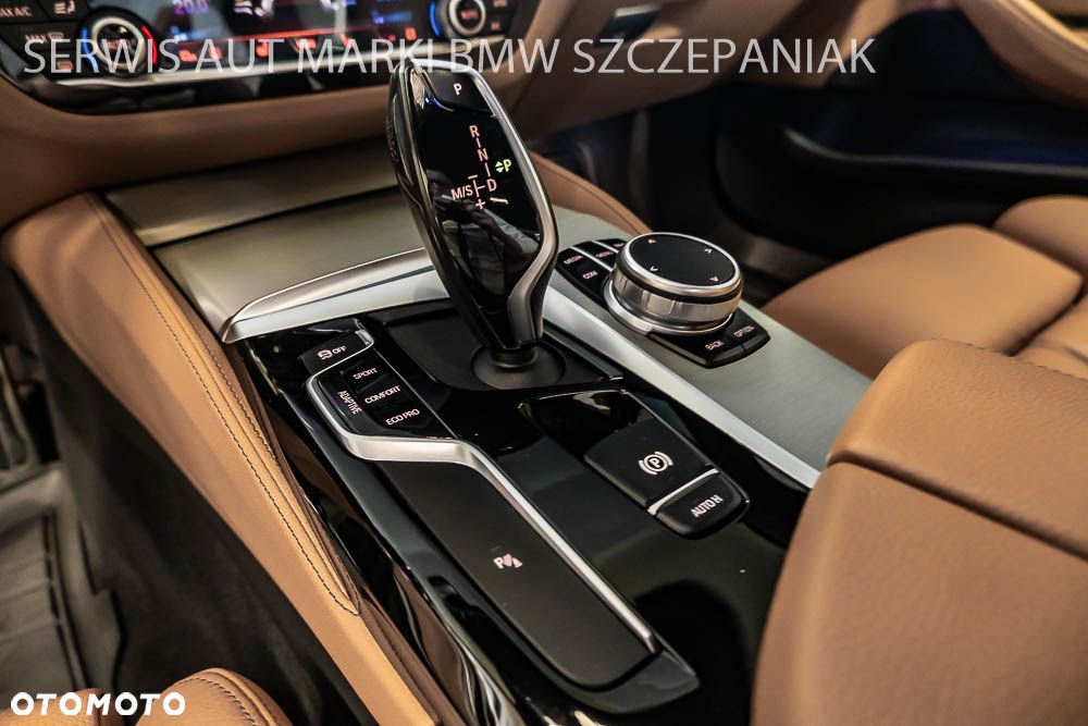 BMW Seria 5 530d xDrive M Sport sport - 14