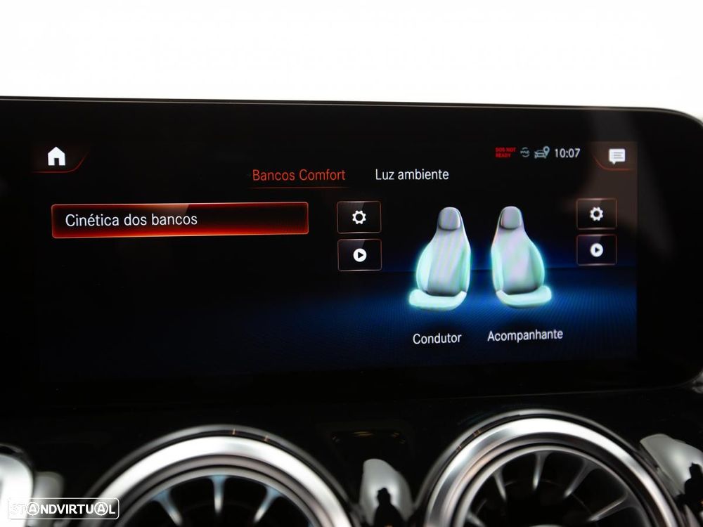 Mercedes-Benz EQB 300 4Matic - 32