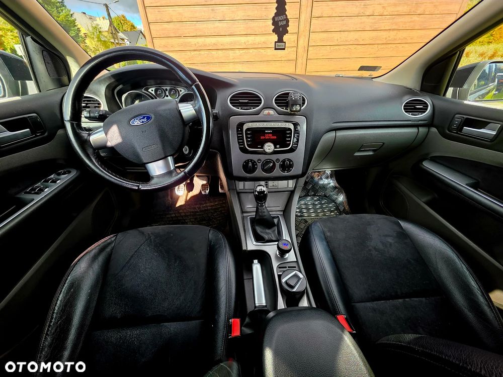 Ford Focus 2008 photo 4
