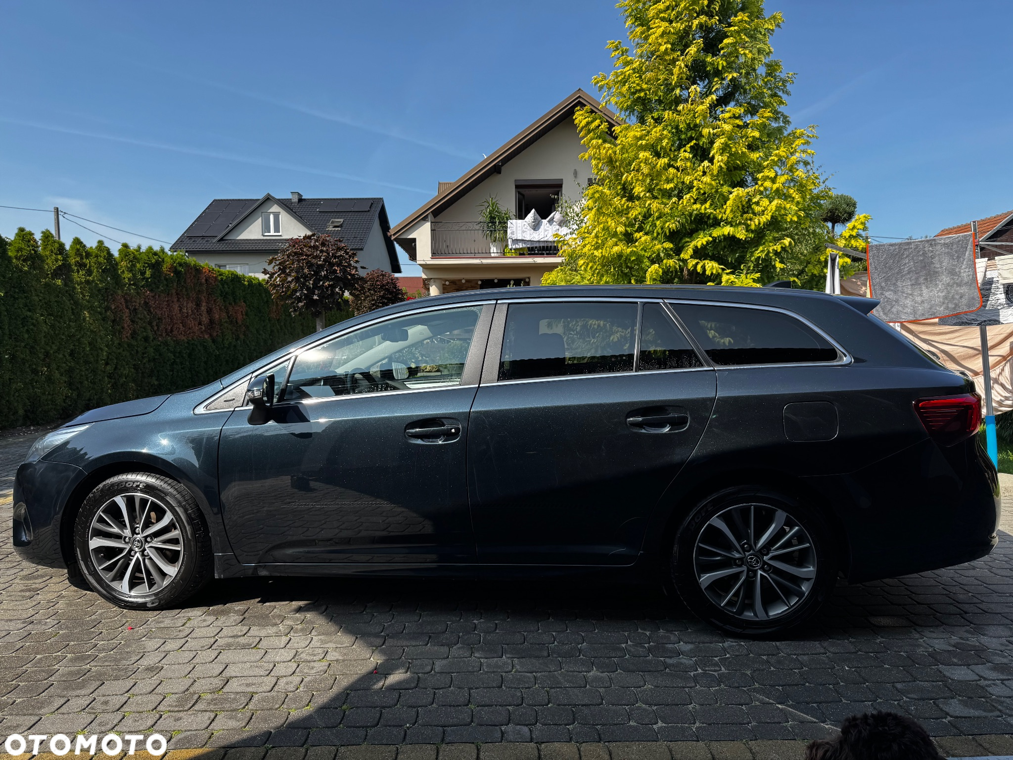 Toyota Avensis - 7