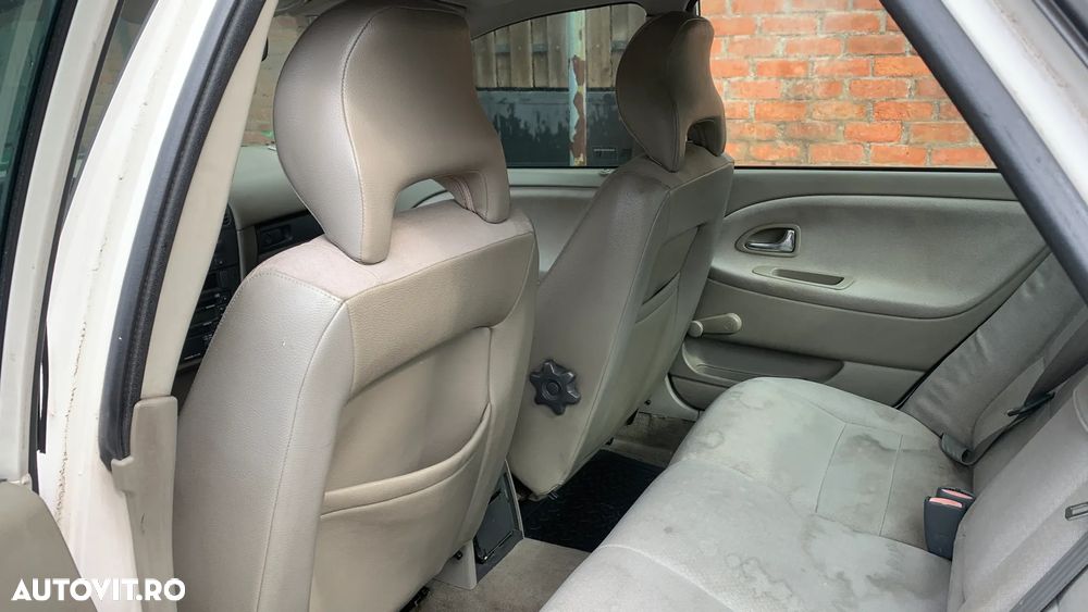 Volvo S40 1.8 - 4