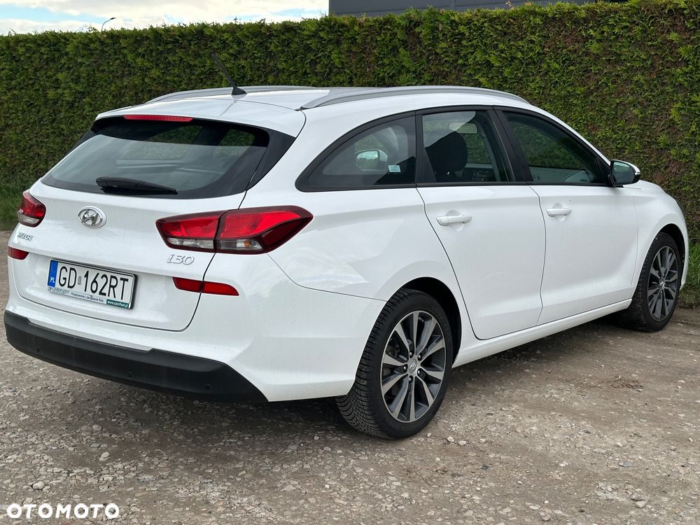 Hyundai i30 1.4 Classic + - 11