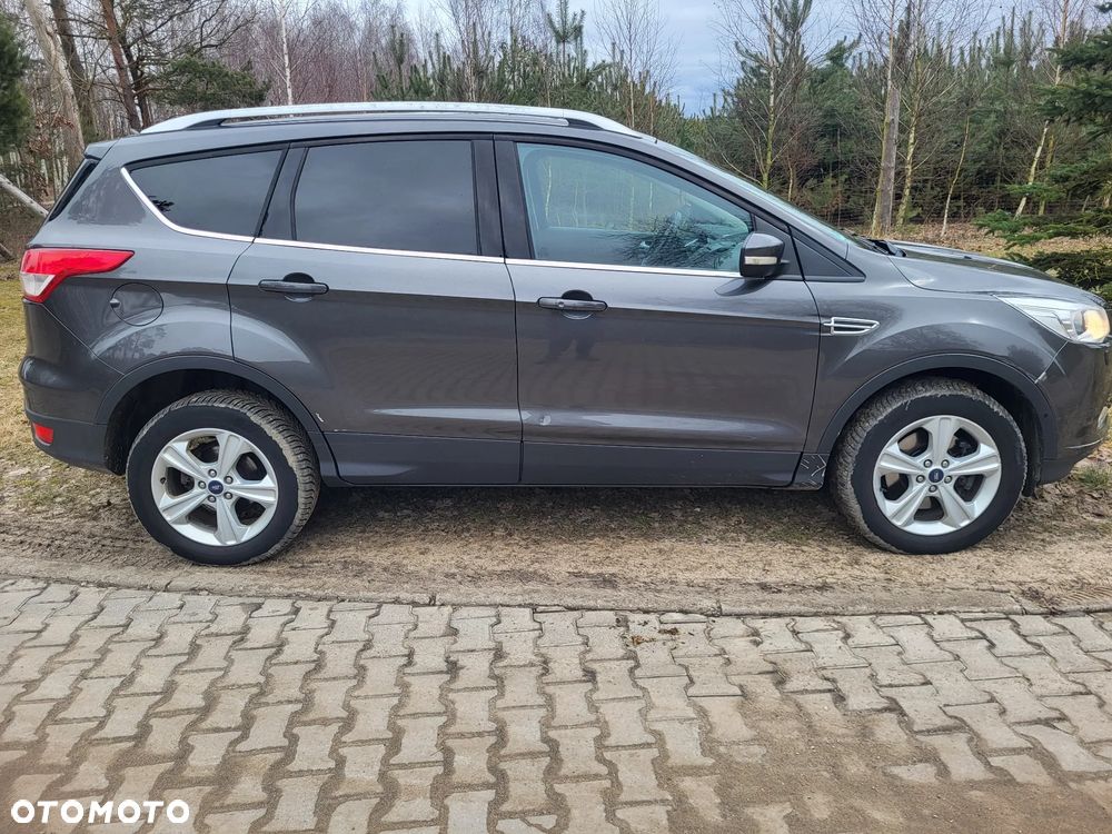 Ford Kuga 2.0 TDCi 4x4 Titanium - 6