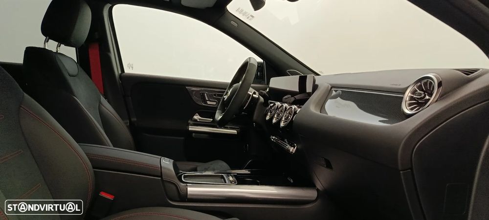 Mercedes-Benz GLA 35 AMG 4Matic - 30