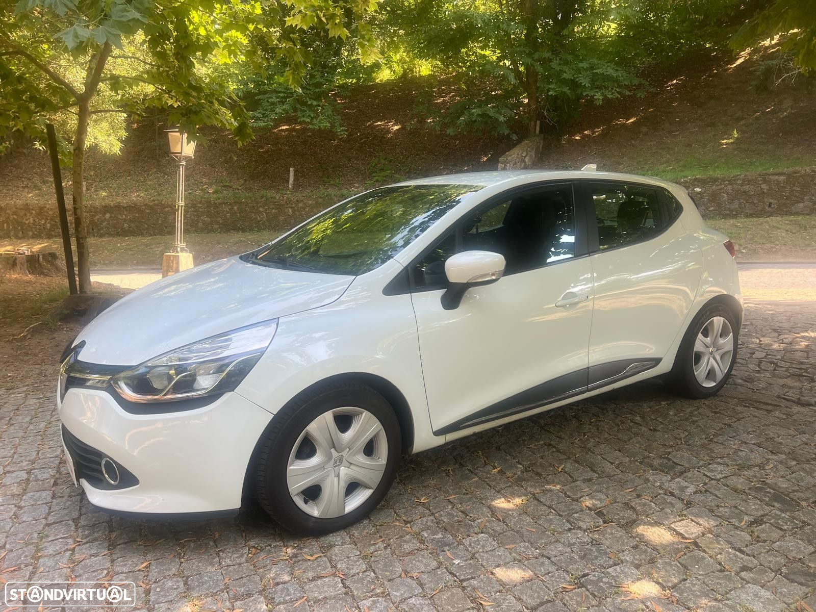 Renault Clio 1.5 dCi Comfort - 3