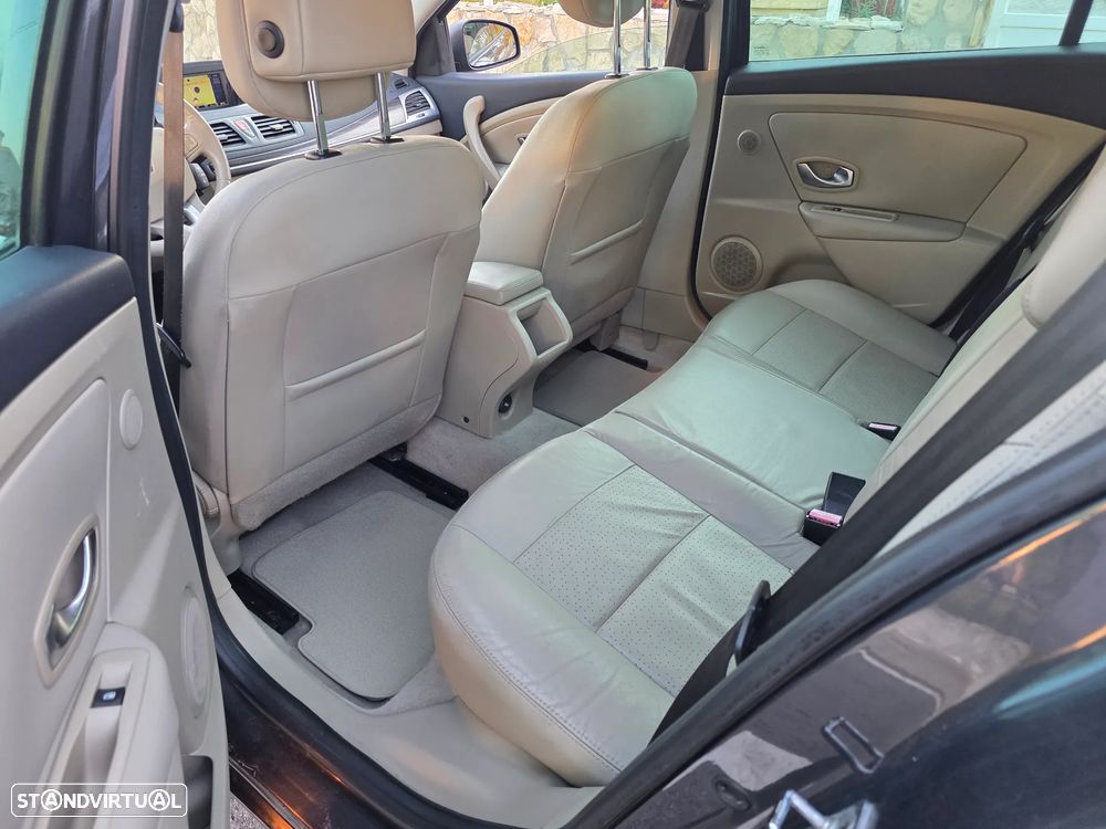 Renault Mégane Sport Tourer 1.5 dCi Luxe - 1
