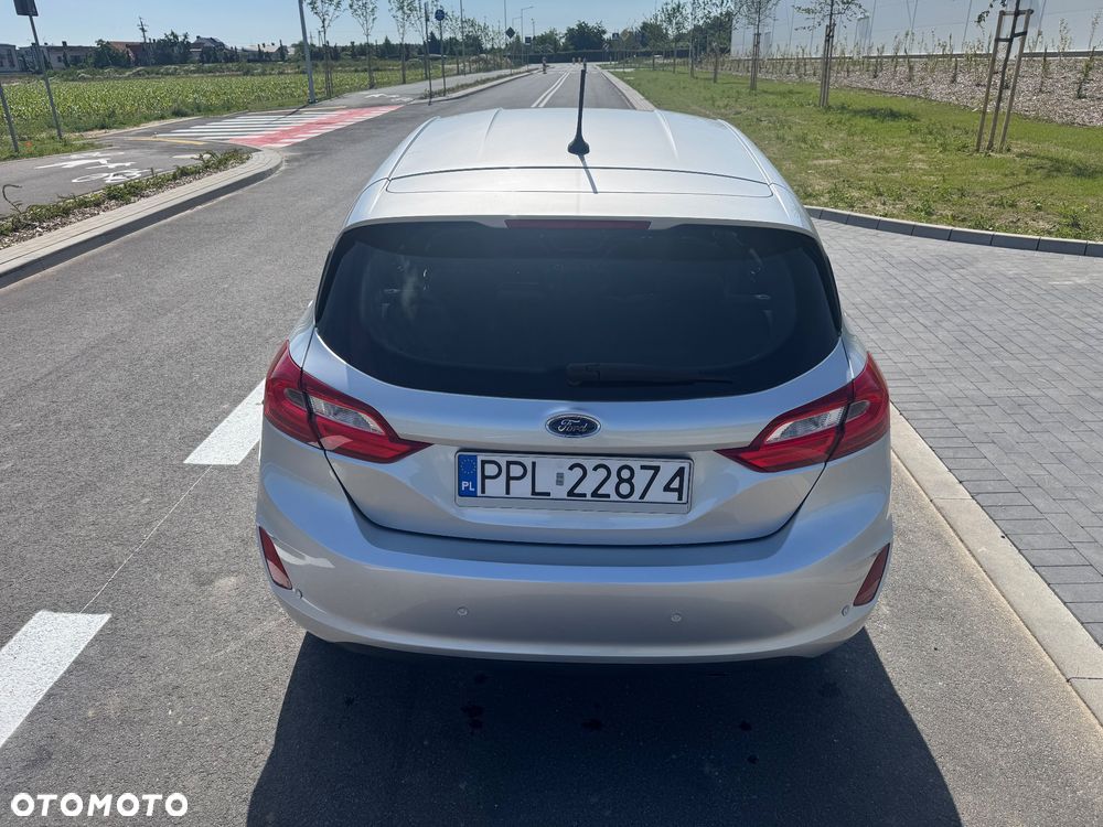 Ford Fiesta 1.0 EcoBoost S&S TITANIUM - 8