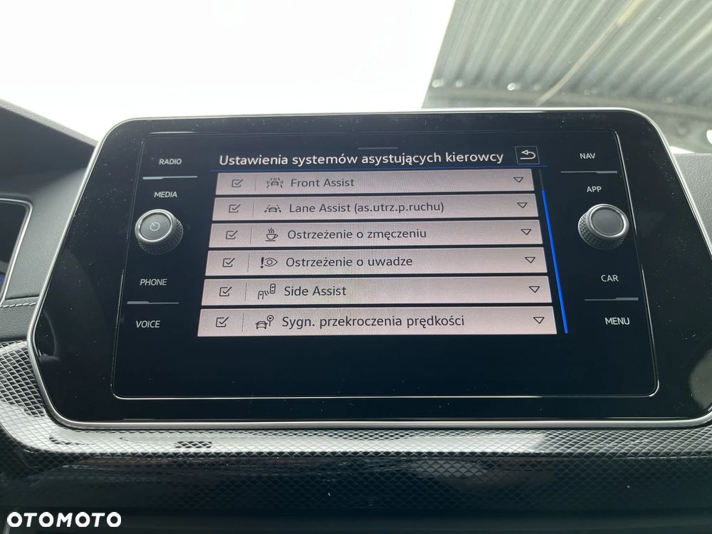Volkswagen T-Cross 1.0 TSI R-Line Plus DSG - 33