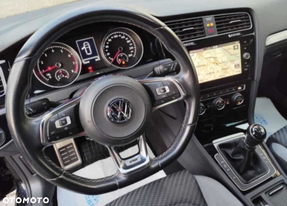 Volkswagen Golf 1.5 TSI BMT Evo Highline - 3