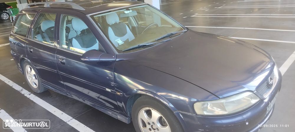 Opel Vectra Caravan 2.0 DTi 100 - 2
