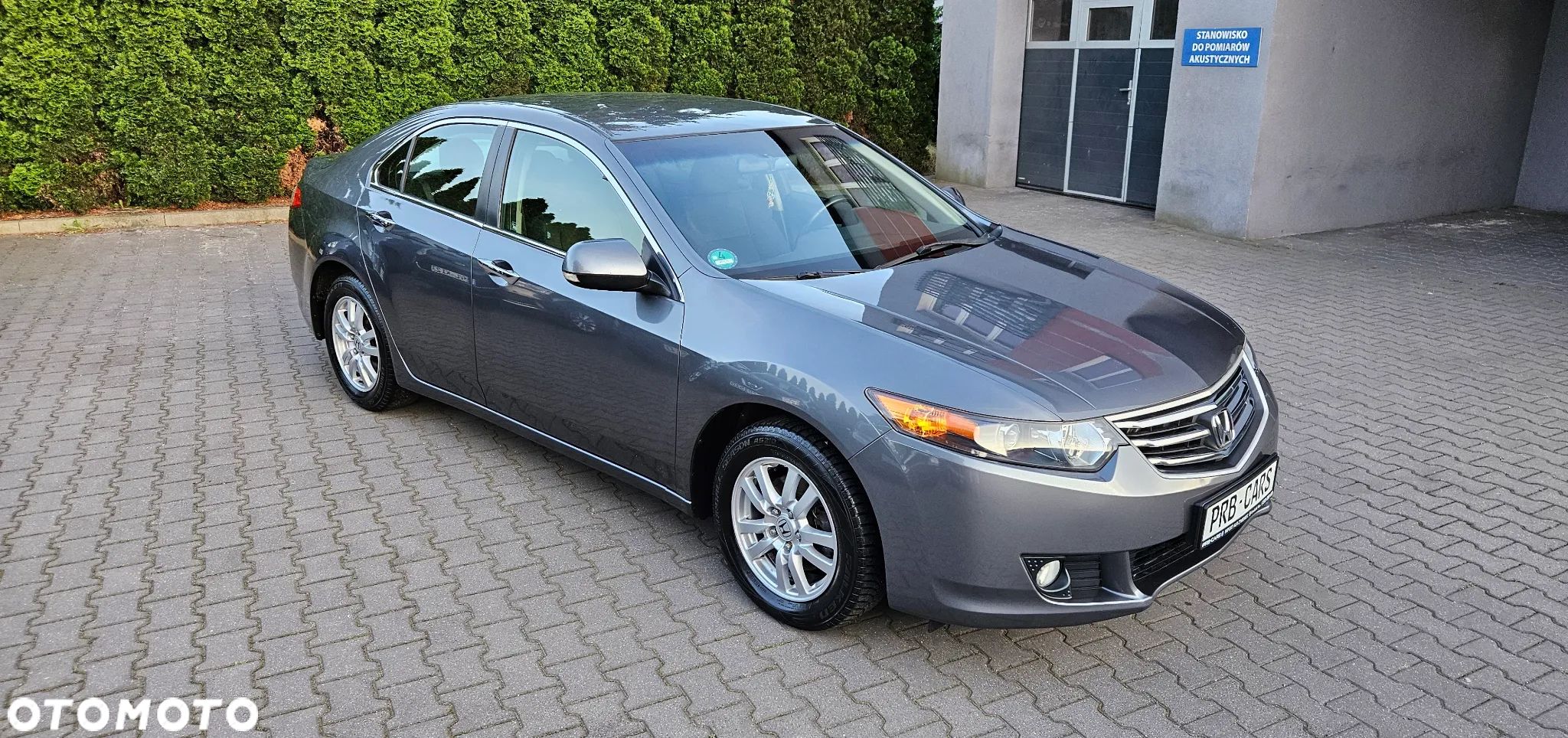 Honda Accord 2.0 Elegance 50 Jahre Edition - 1