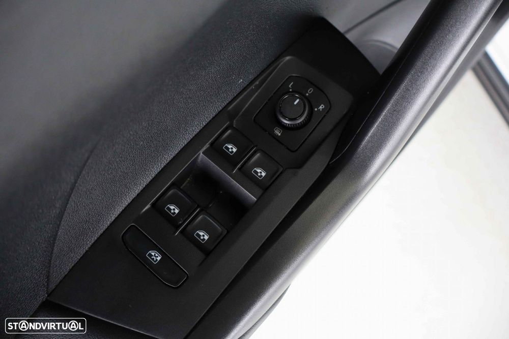 VW T-Cross 1.0 TSI Life DSG - 13