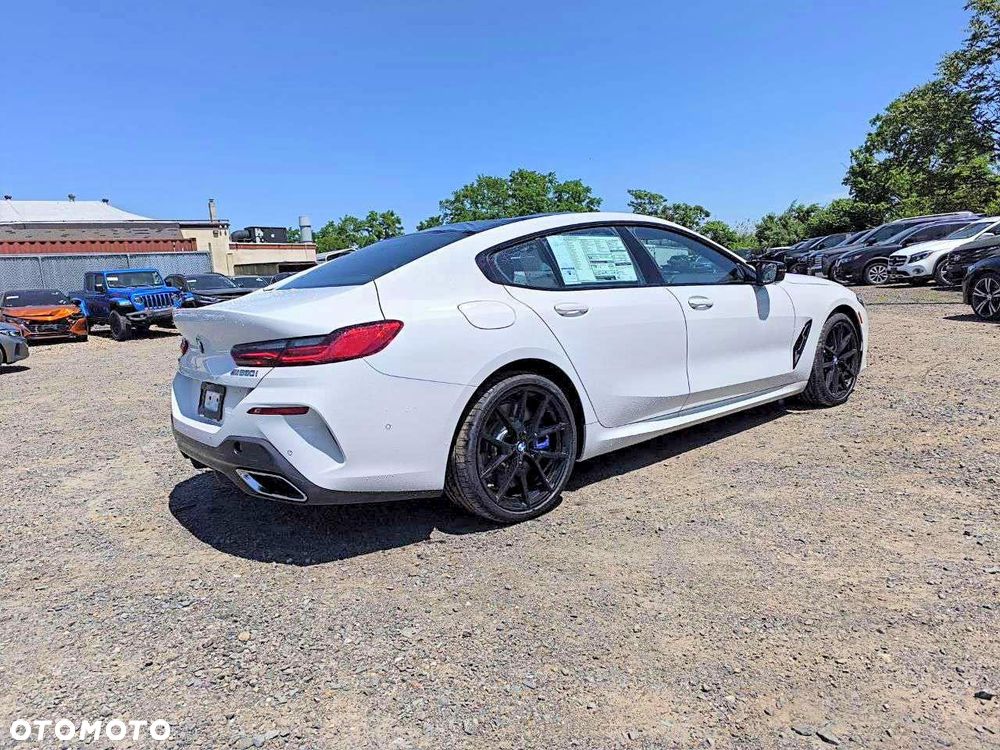 BMW Seria 8 - 5