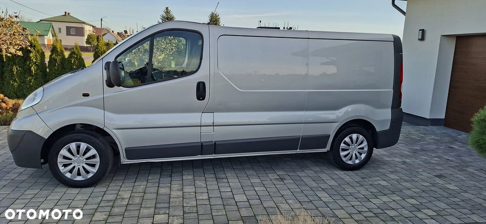 Opel vivaro - 4