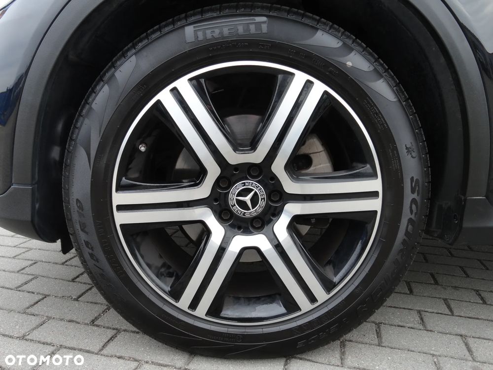 Mercedes-Benz GLC 220 d 4Matic 9G-TRONIC Exclusive - 25