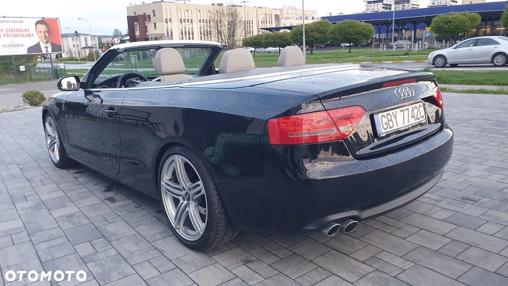 Audi A5 Cabrio - 23