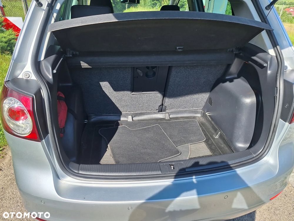 Volkswagen Golf Plus 1.6 TDI Trendline DSG - 16
