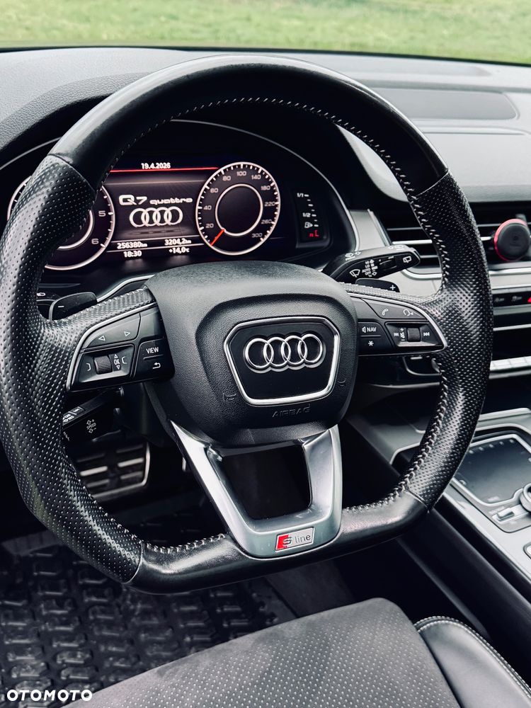 Audi Q7 - 17
